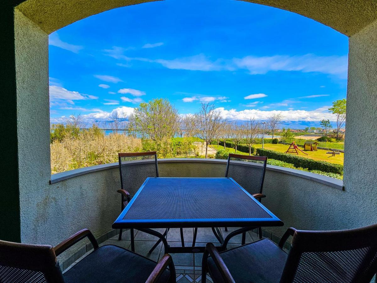 Aenona Sea View Apartments Nin Exterior photo